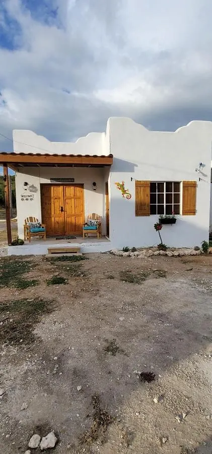 Azteca Villas Treasure Beach